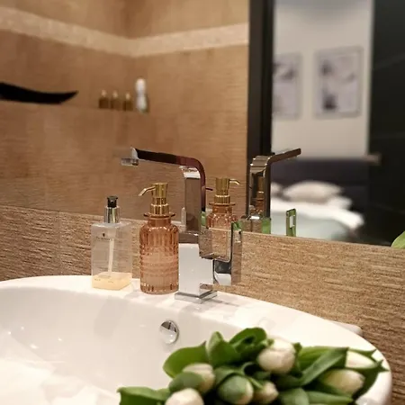 Luxury Well Located