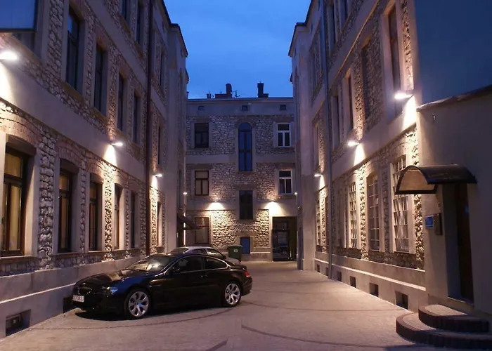 Luxury Well Located דירה צ'סטוצ'ובה